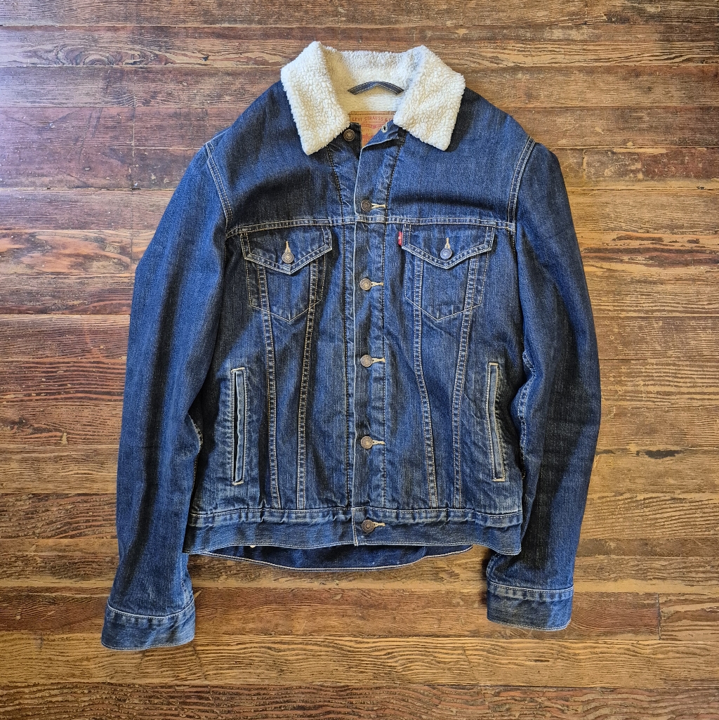 Levi's Dark Blue Denim Jacket With Cream Sherpa Collar